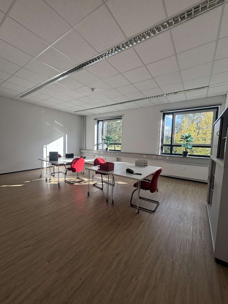 07 Bürofläche