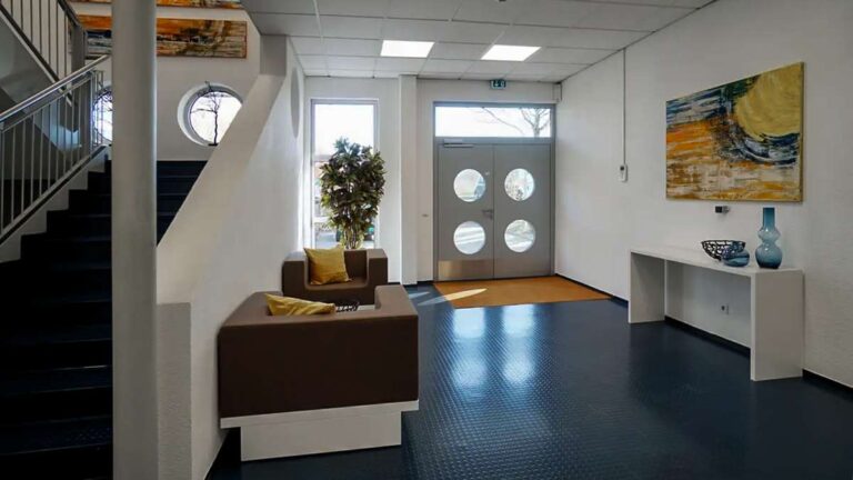 02 Eingangsbereich EG